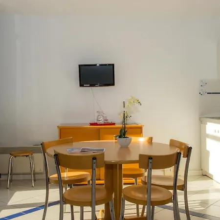 Vtf Le Domaine De Francon 3*